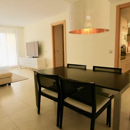 Samara 4 Modern 2br With Marbella