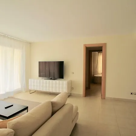 Apartment Samara 4 Modern 2br With Marbella