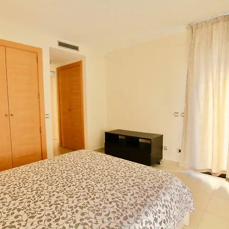 Apartment Samara 4 Modern 2br With Marbella