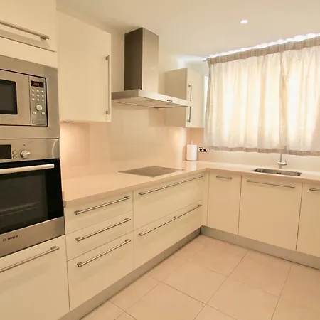 Samara 4 Modern 2br With Apartment Marbella